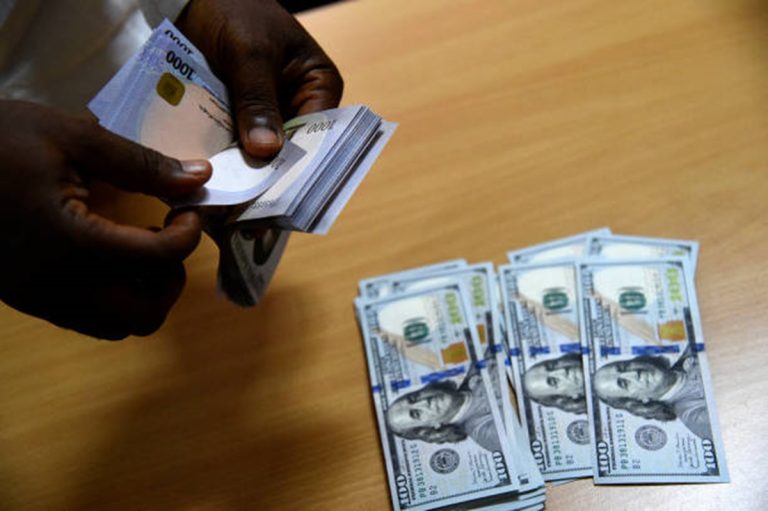 Naira Plummets Against Dollar At Black Market