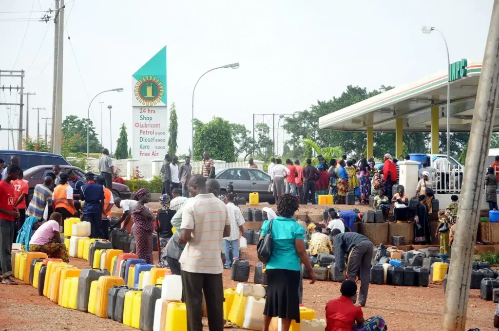 Nigerian Government Initiates 15-Day Emergency Fuel Supply