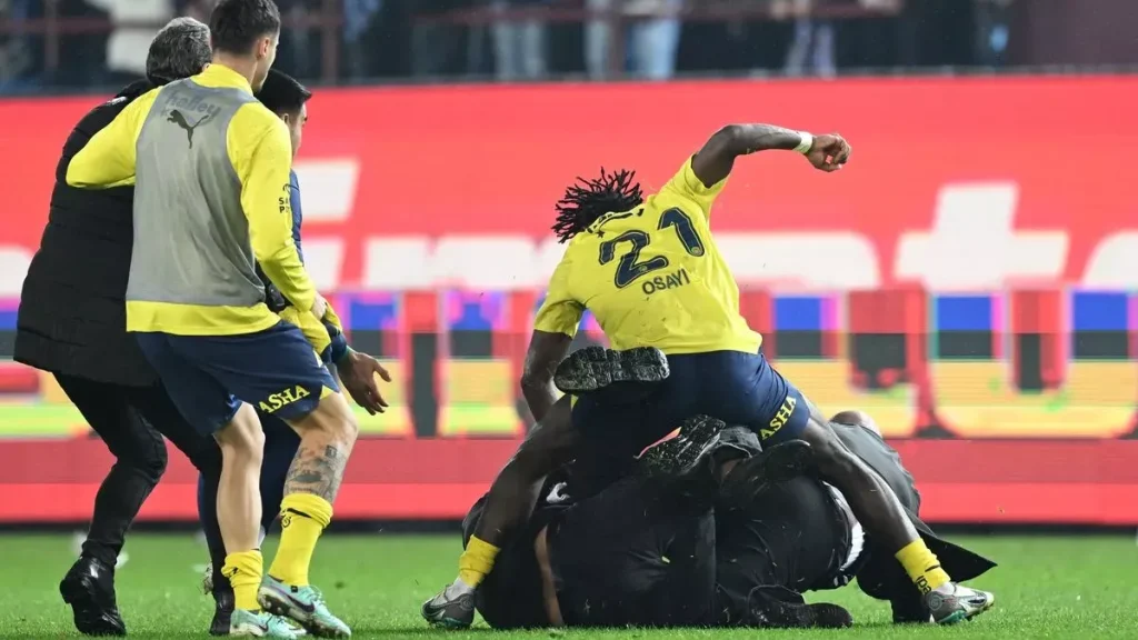 Osayi-Samuel Faces Turkish Disciplinary Committee over altercation with fans (News Central TV)