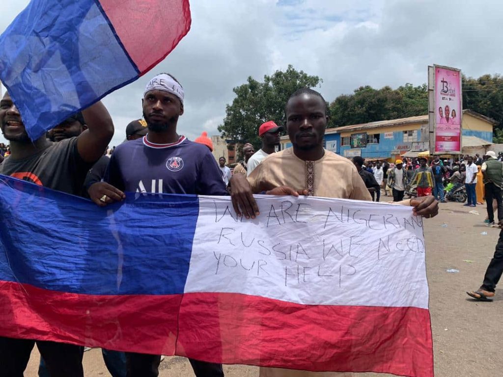 Russia Denies Ties to Nigerian Protesters Carrying Russian Flags