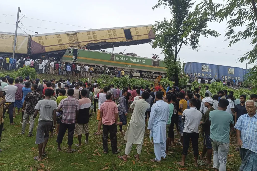 Seven Killed in West Bengal Train Collision in India (News Central TV)