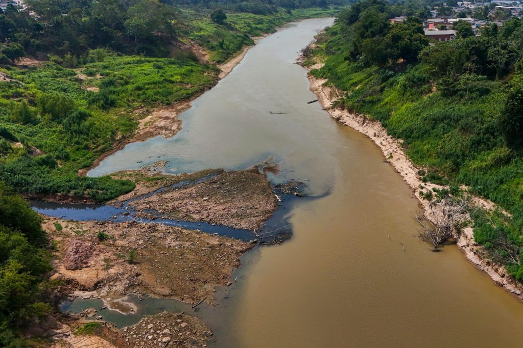 Severe Drought Causes Amazon River to Drop by 90% in Colombia