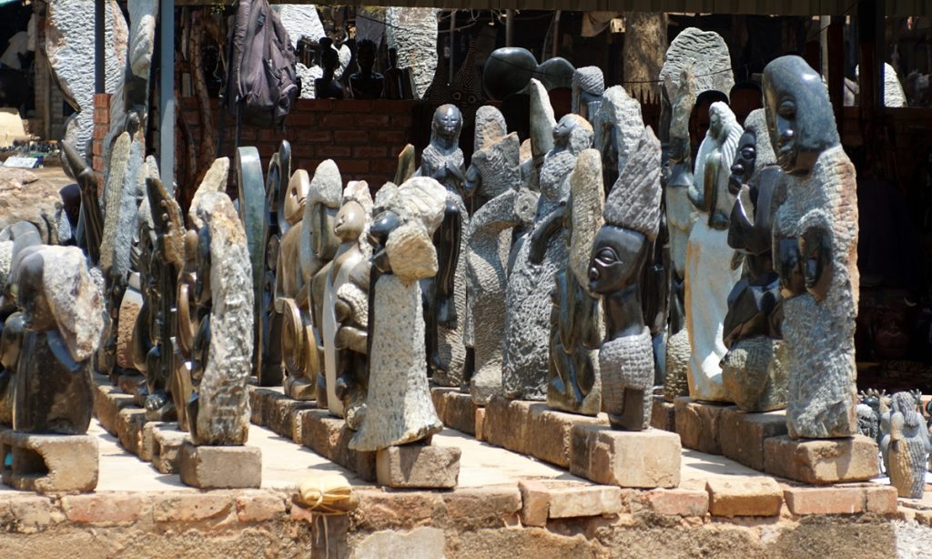 Simelokuhle Zibengwa Wants More for Women Sculptors in Zimbabwe