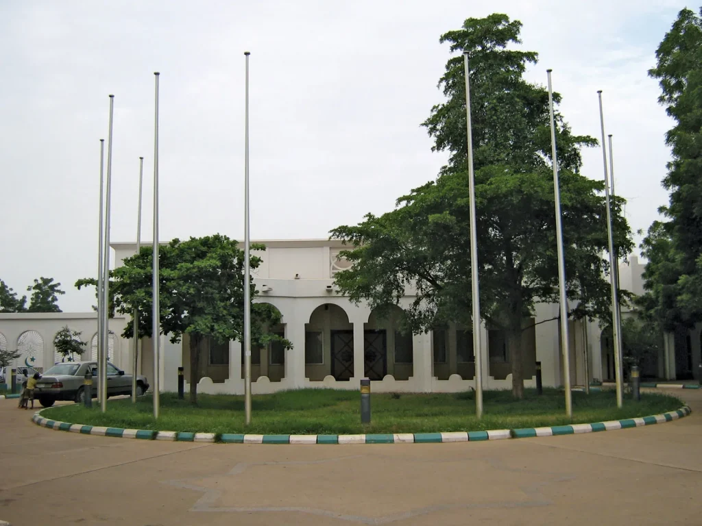 Sokoto State Government Empowers 100 Women and Youths