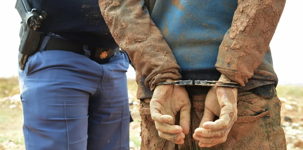 South African Police Arrest 565 Illegal Miners After Orkney Operation.