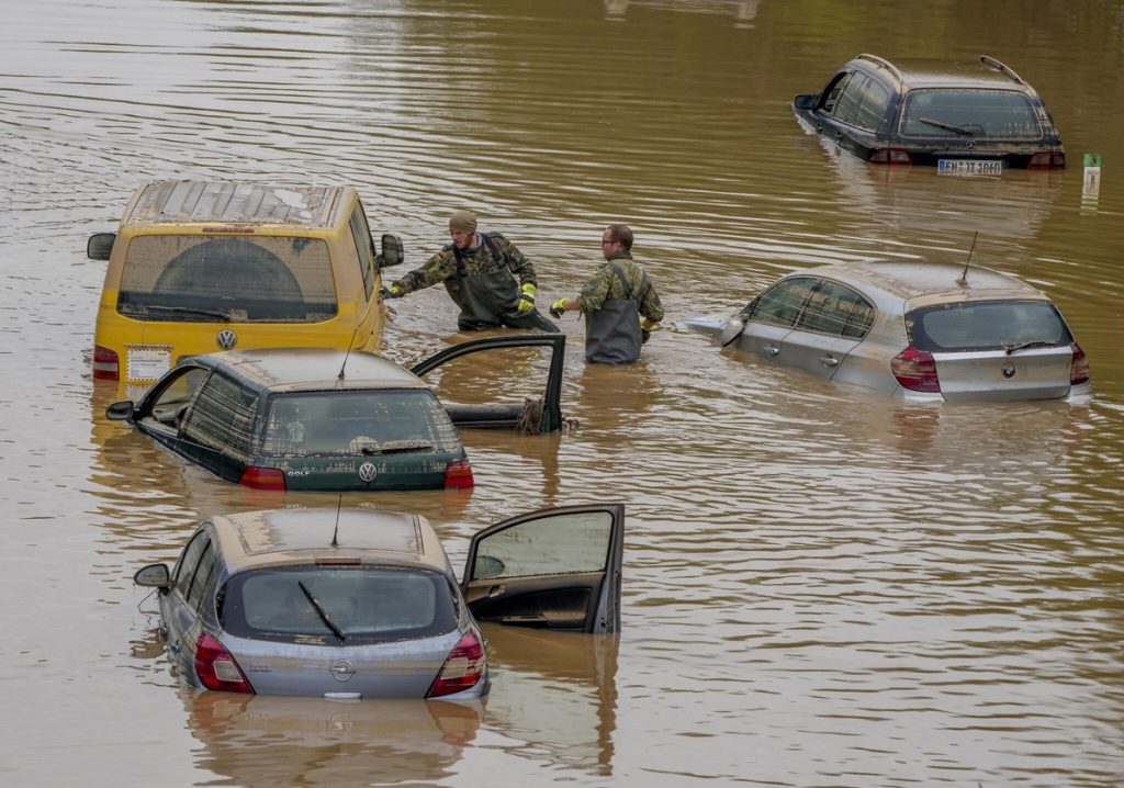 Spain Grieves as Historic Floods Claim 95 Lives