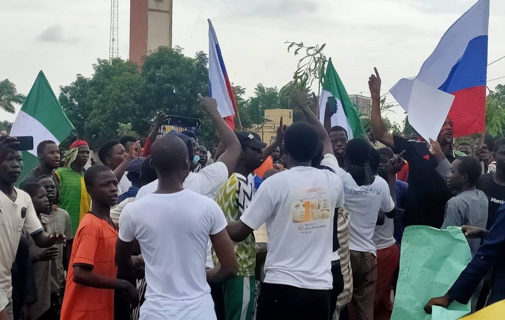 30 Protesters Arrested for Flying Russian Flags in Nigeria Protests