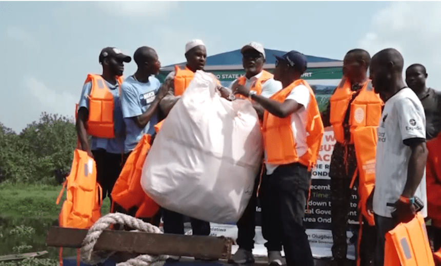 Ondo Governor Distributes 6000 Life Jackets to Riverine Communities